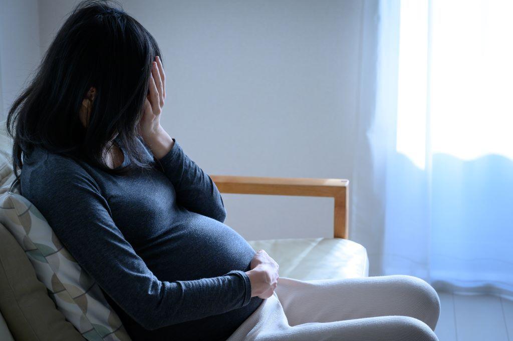 妊産婦　自殺　悩み