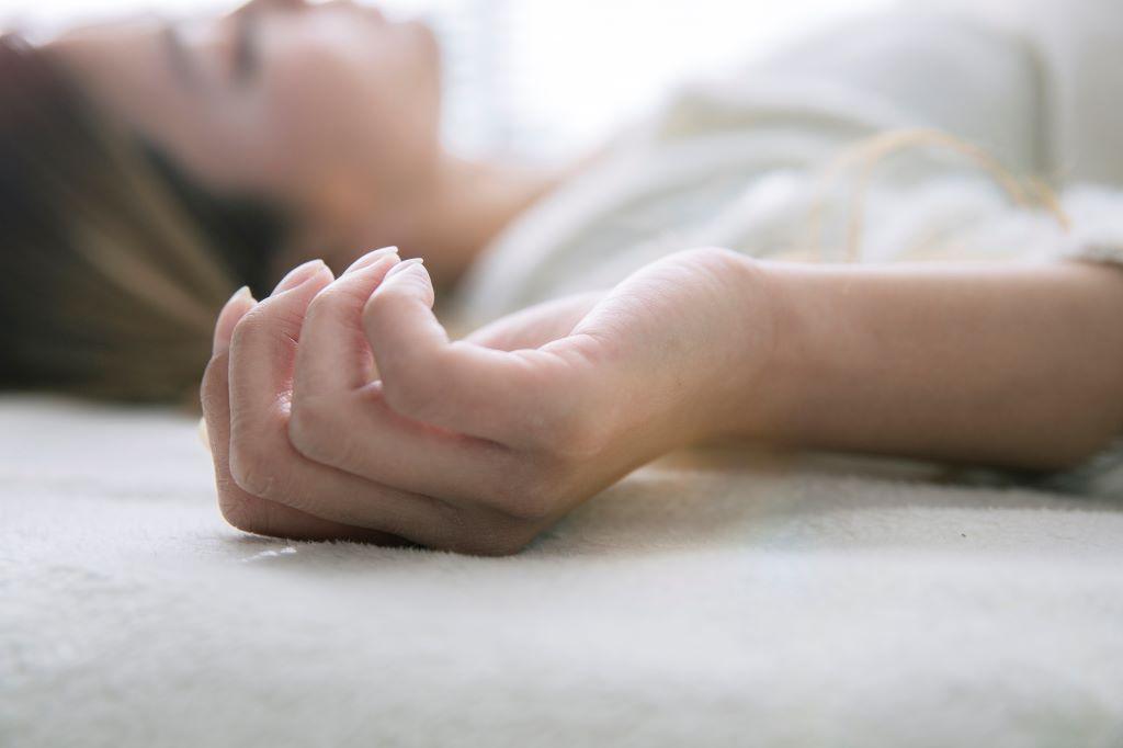 セルフプレジャー　女性