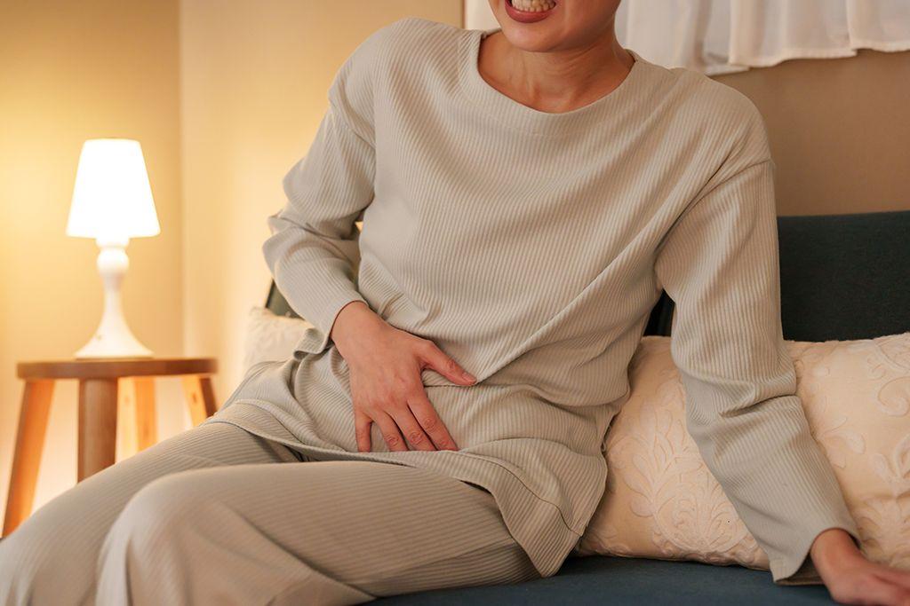 女性　下腹部痛　流産