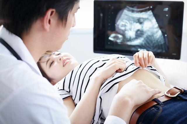 産婦人科　エコー検査