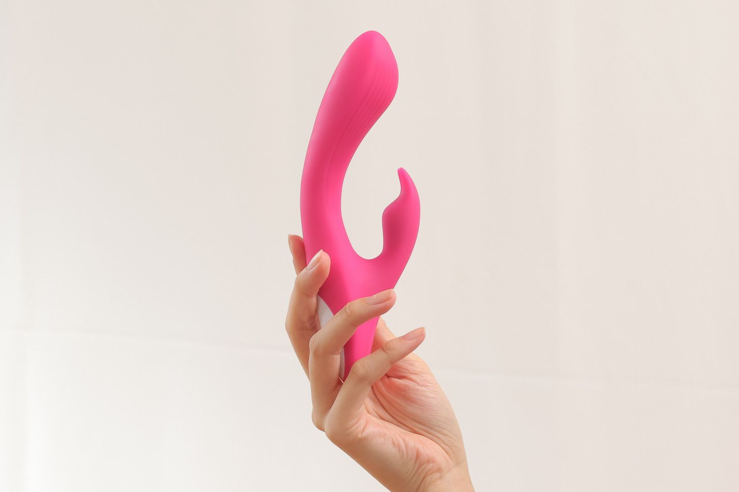 セルフプレジャー　バイブレーター　Spoony Cutie Clipper