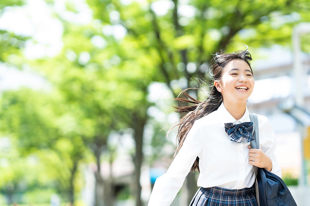 中学生 女性