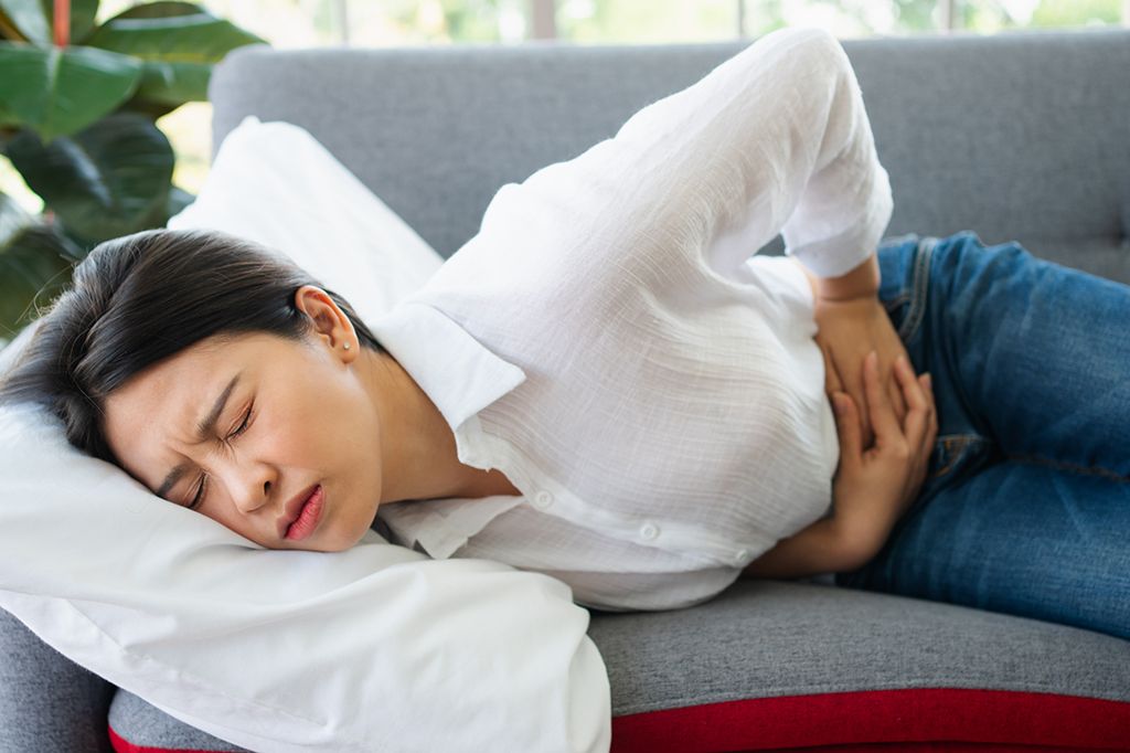 女性　生理痛　腹痛