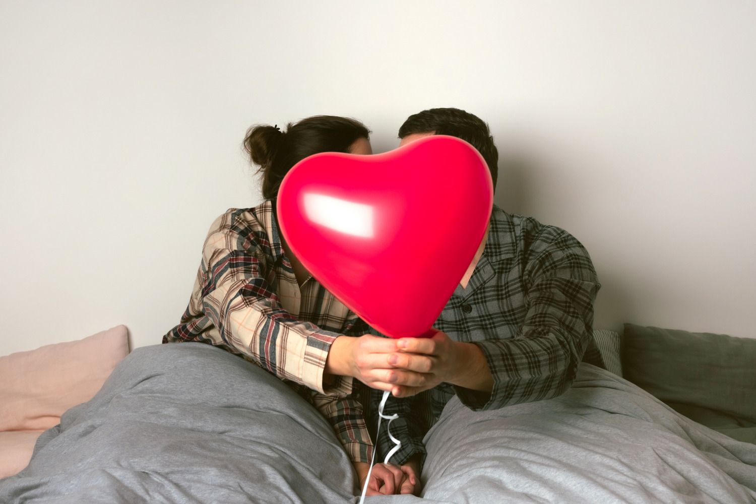 クリスマス　性的同意　セーフセックス